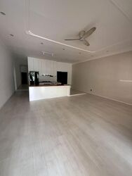 Airport Boulevard (D17), Terrace #613242901